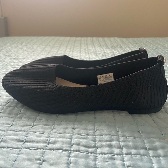 Danskin black flats - Picture 3 of 4